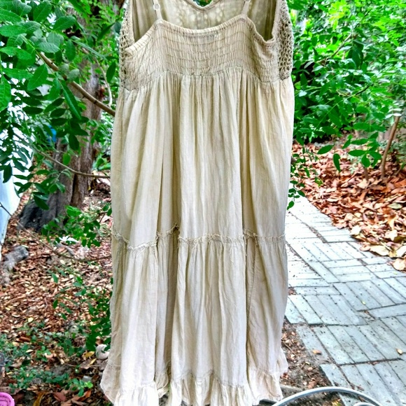 Adorable Papaya sun dress size S - Picture 2 of 3